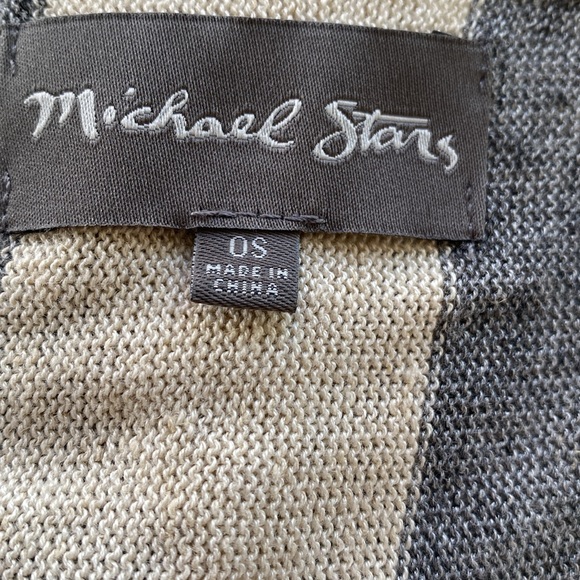 Michael Stars linen blend stunning poncho/cape w/fringes. From Saks. Worn once - Picture 7 of 11